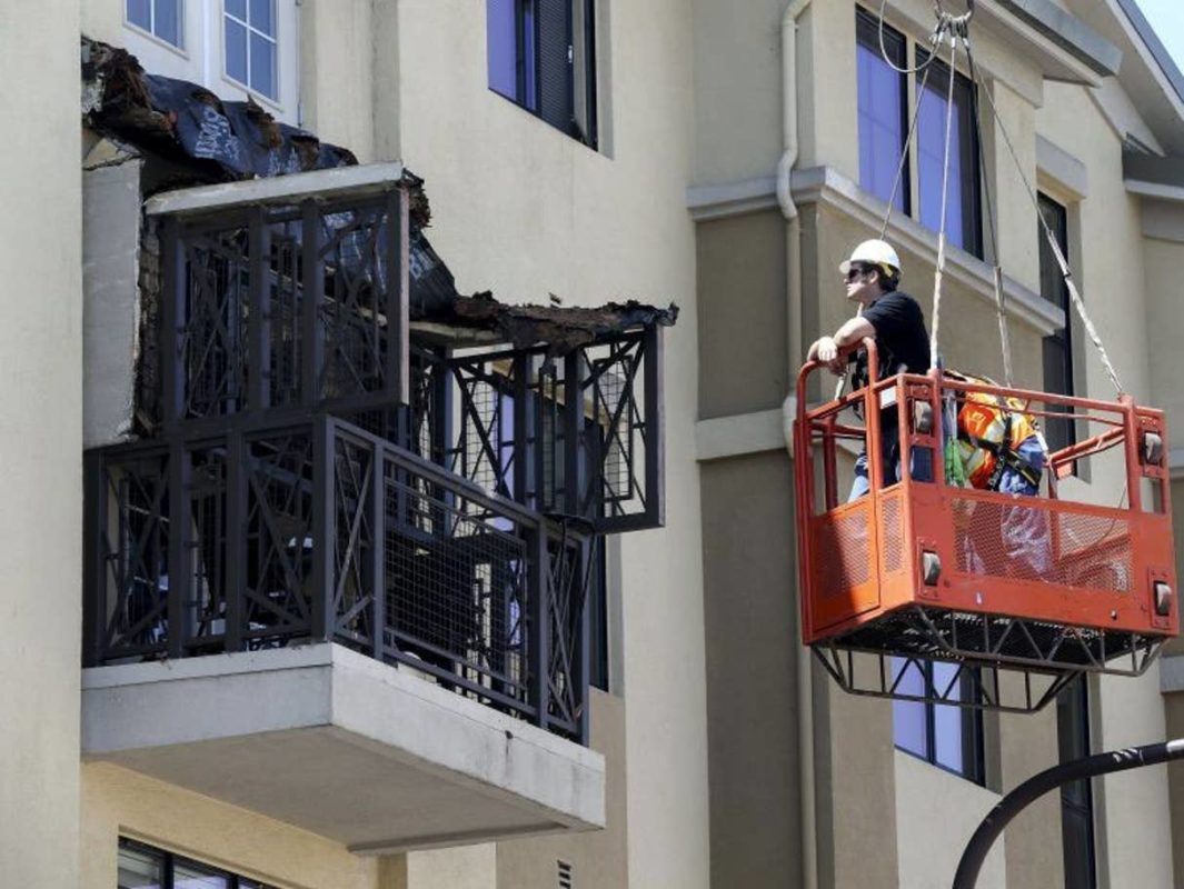 balcony deterioration